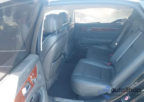 2014 Hyundai Equus Signature from USA, damaged, VIN KMHGH4JH0EU081368